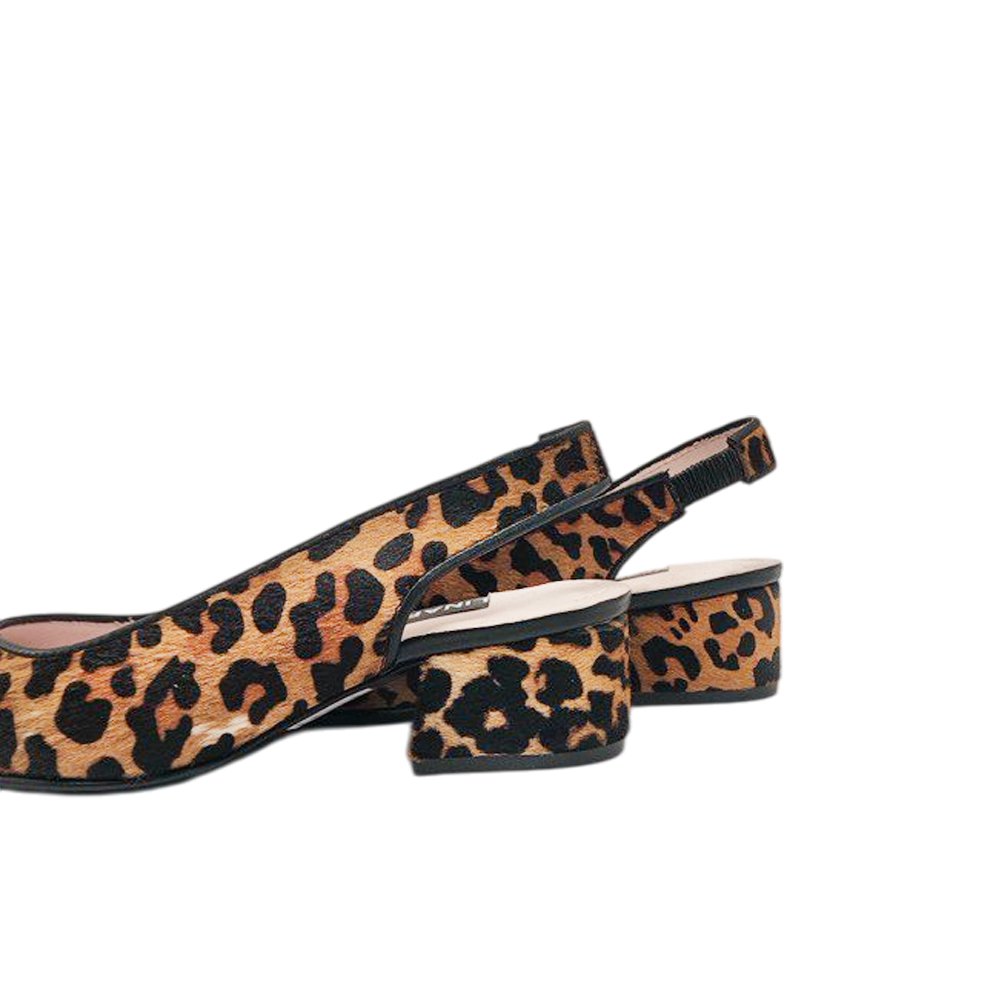 Zapatilla print destalonada